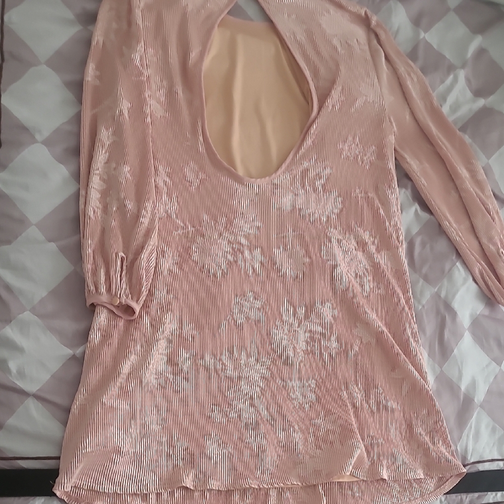 Urban Outfitters Blush Pink Fabric - Picture 5 of 6